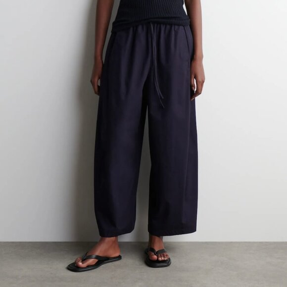 COS Elasticated Barrel-Leg Trousers in Navy - Picture 1 of 10